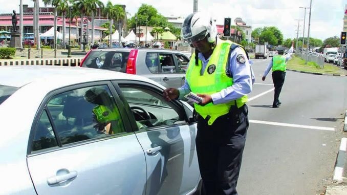 Controverse au sein des forces policières : les quotas de contraventions en question