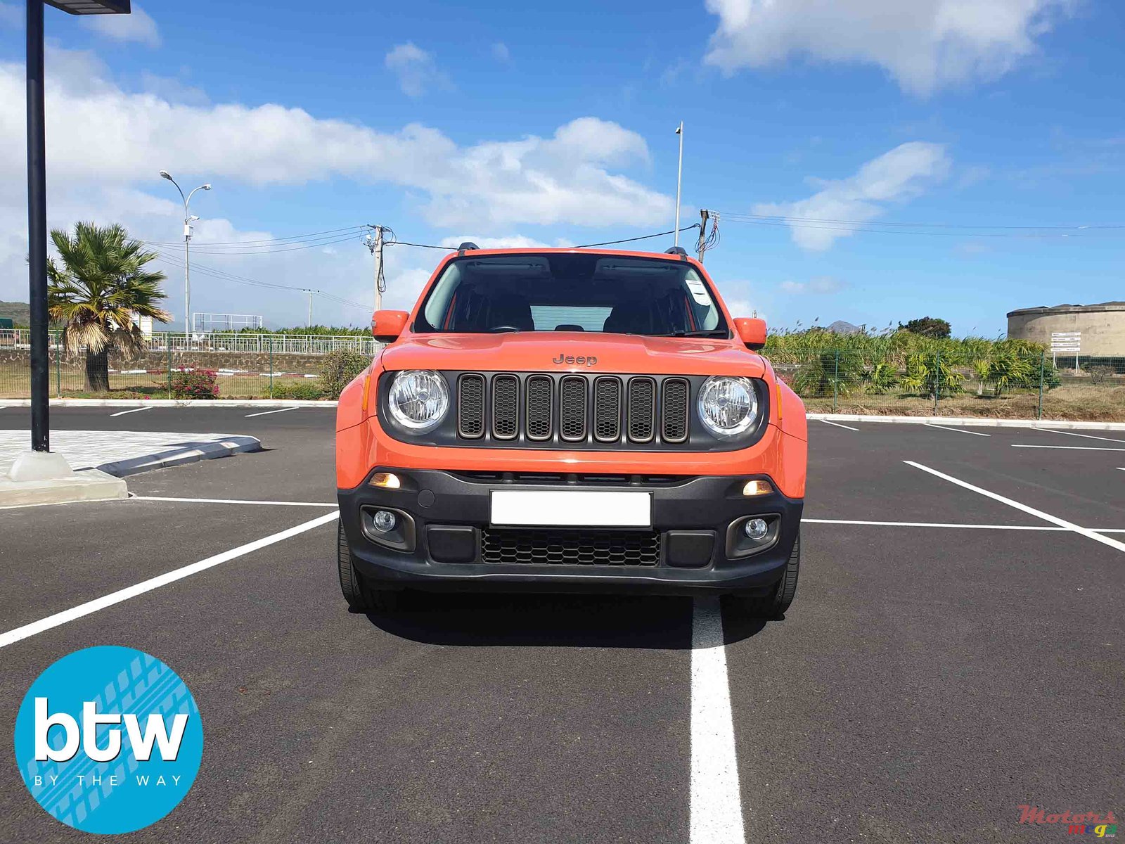 2014' Jeep Renegade 1.4 AWD Limted photo #3