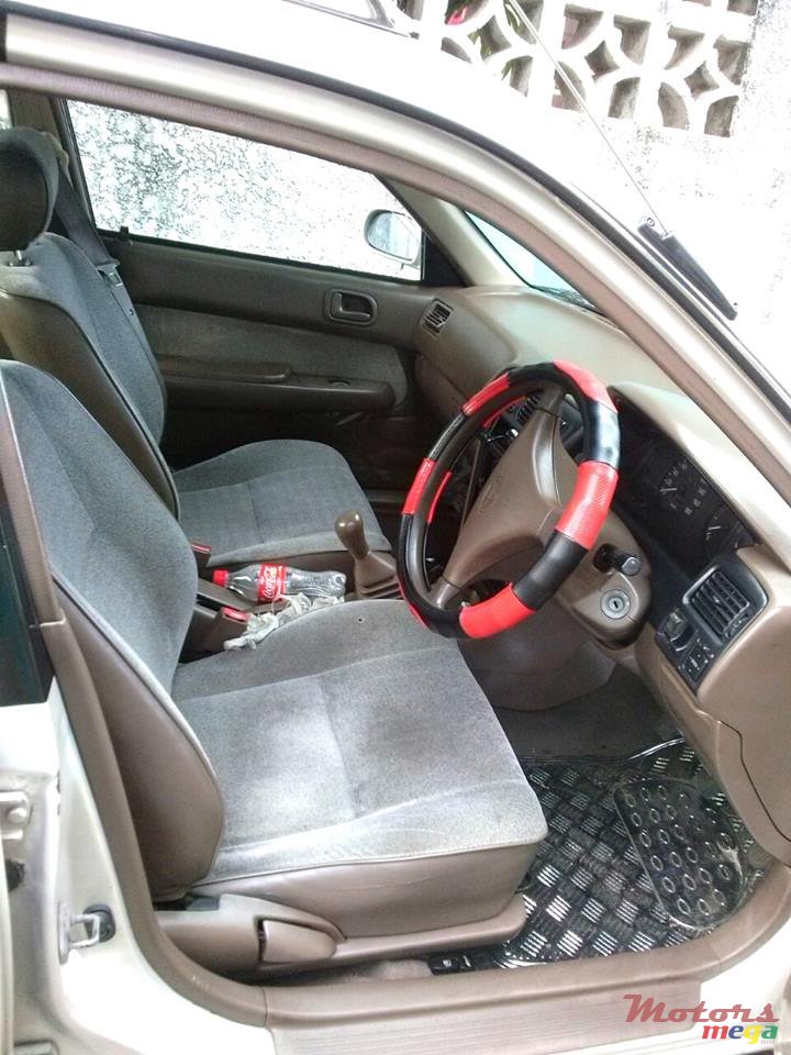 1995' Toyota Corolla photo #4