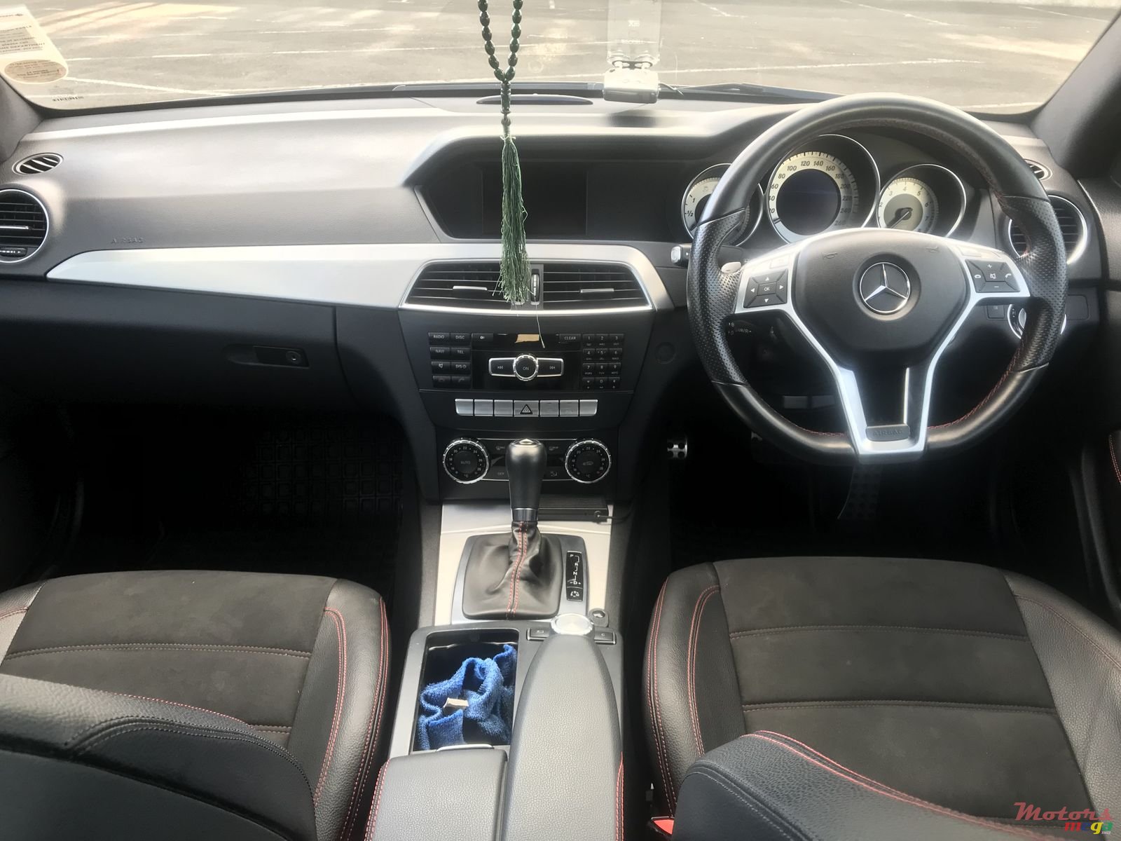 2013' Mercedes-Benz C-Class photo #6