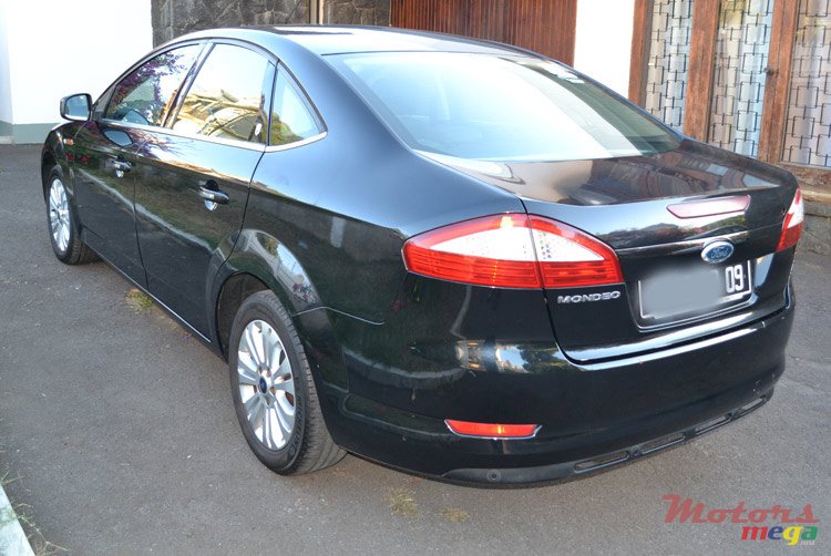 2009' Ford Mondeo Ghia photo #2