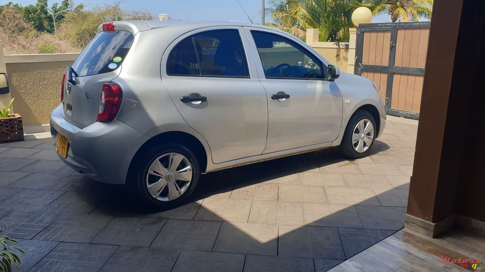 2017' Nissan March photo #2