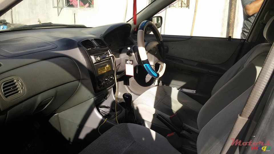 1999' Mazda Familia photo #4