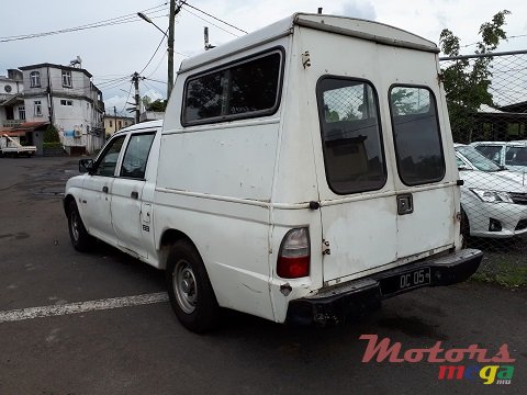 2005' Mitsubishi L 200 photo #4