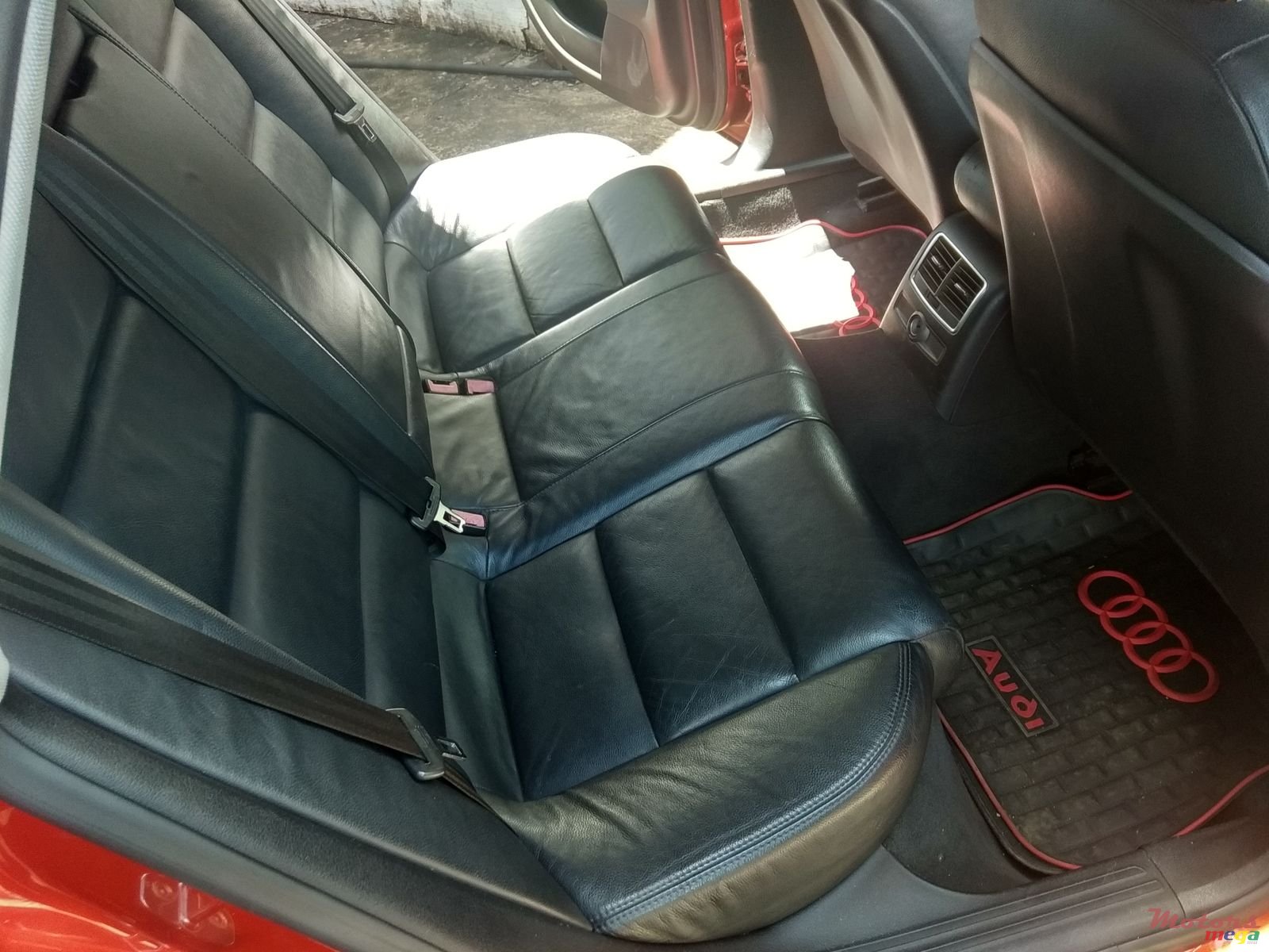 2005' Audi A6 Quattro photo #4