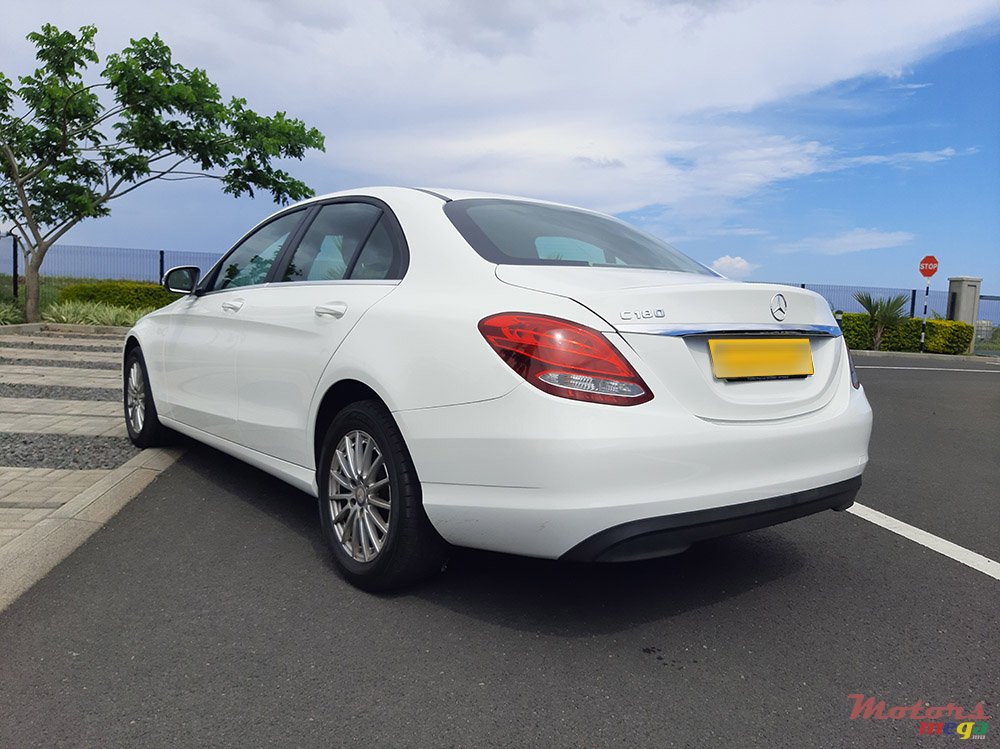 2017' Mercedes-Benz C 180 STANDARD photo #3