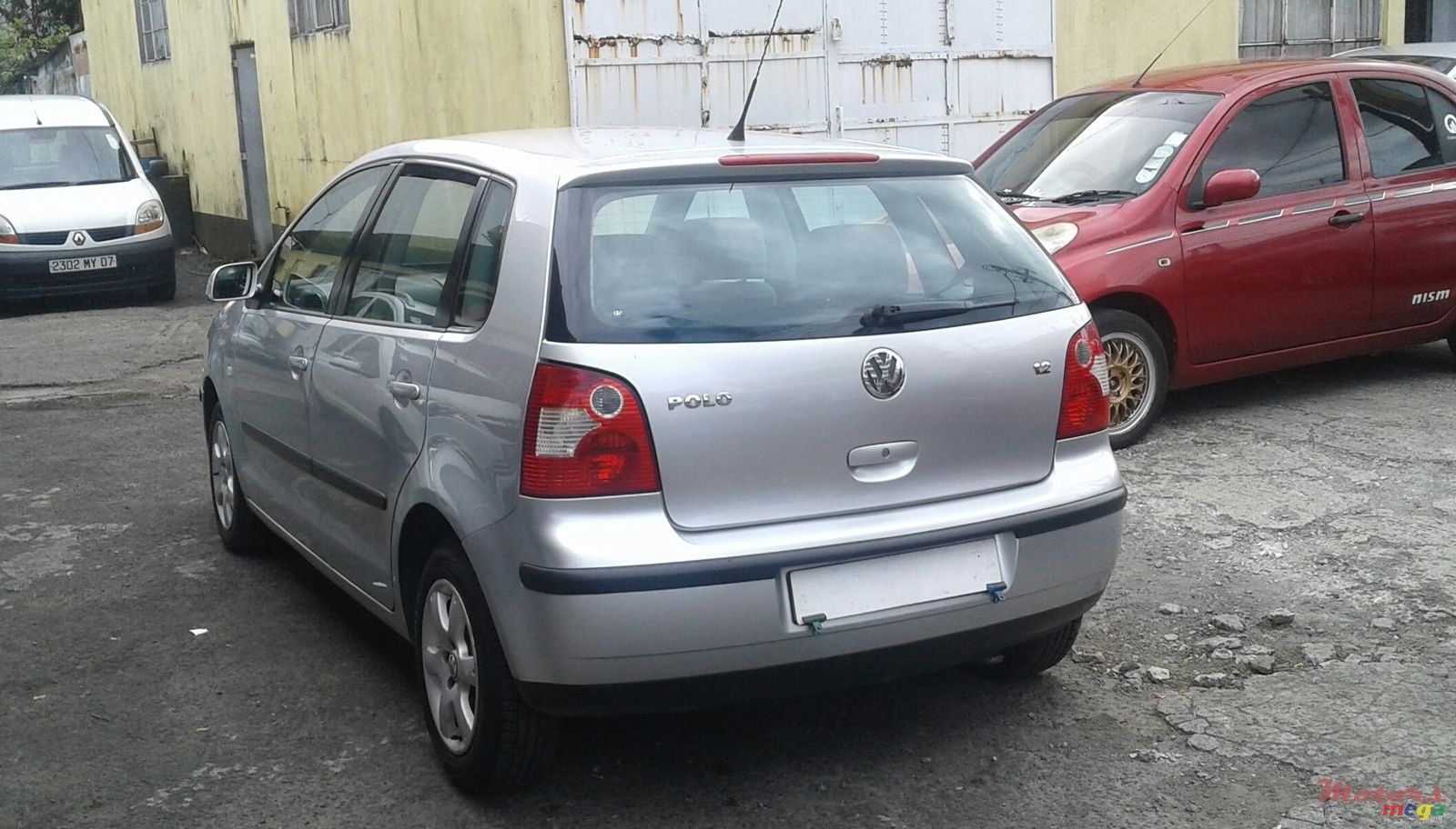 2003' Volkswagen Polo photo #2