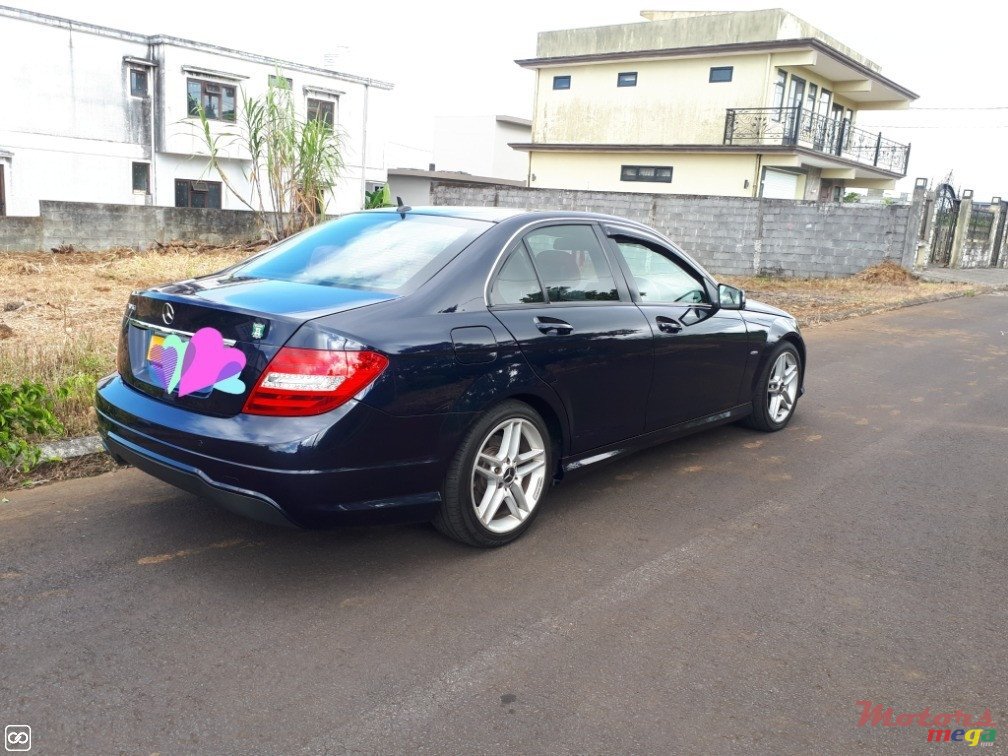 2011' Mercedes-Benz C-Class 180 photo #4