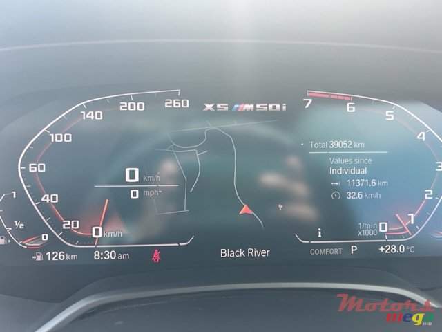 2020' BMW X5 M50I photo #7