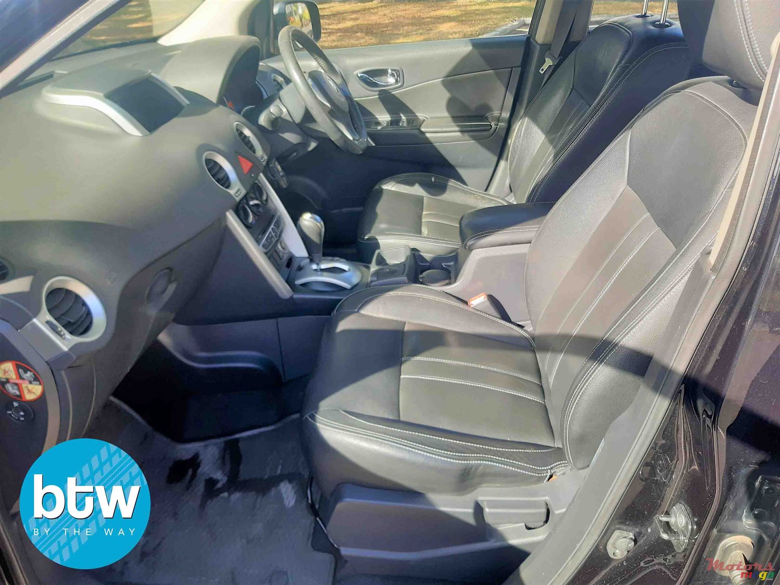 2011' Renault Koleos photo #4