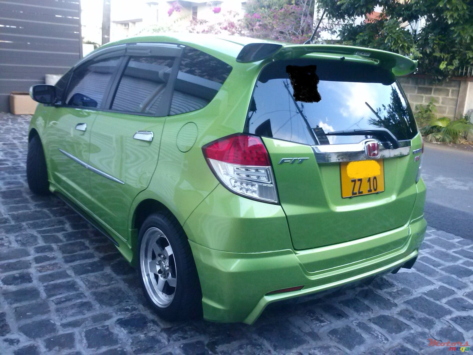 2010' Honda Fit RS photo #3