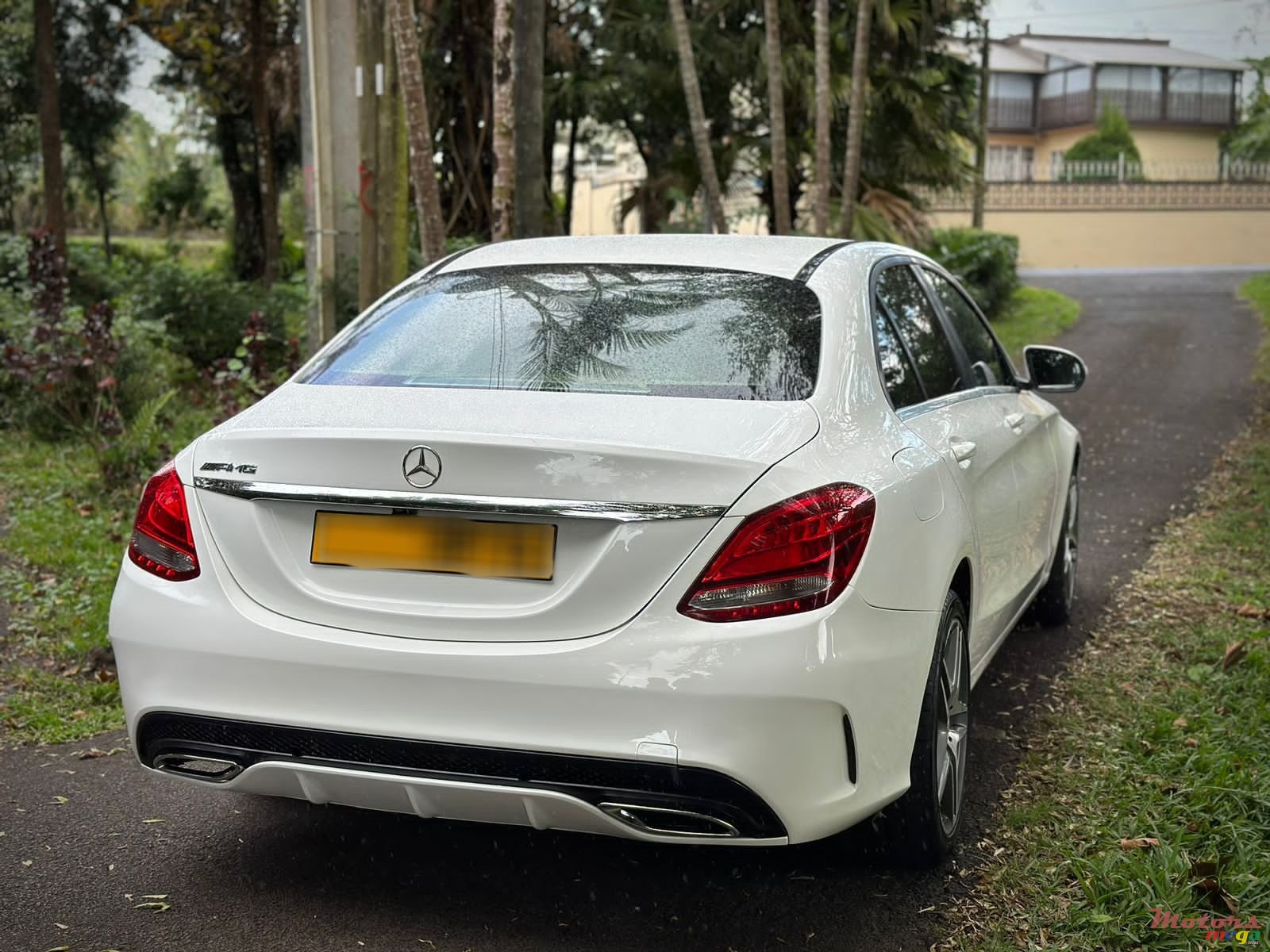 2014' Mercedes-Benz C 180 photo #3
