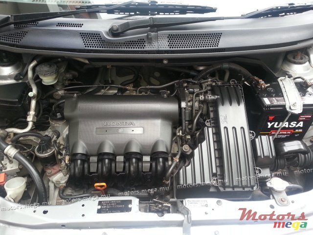 2002' Honda Fit photo #4