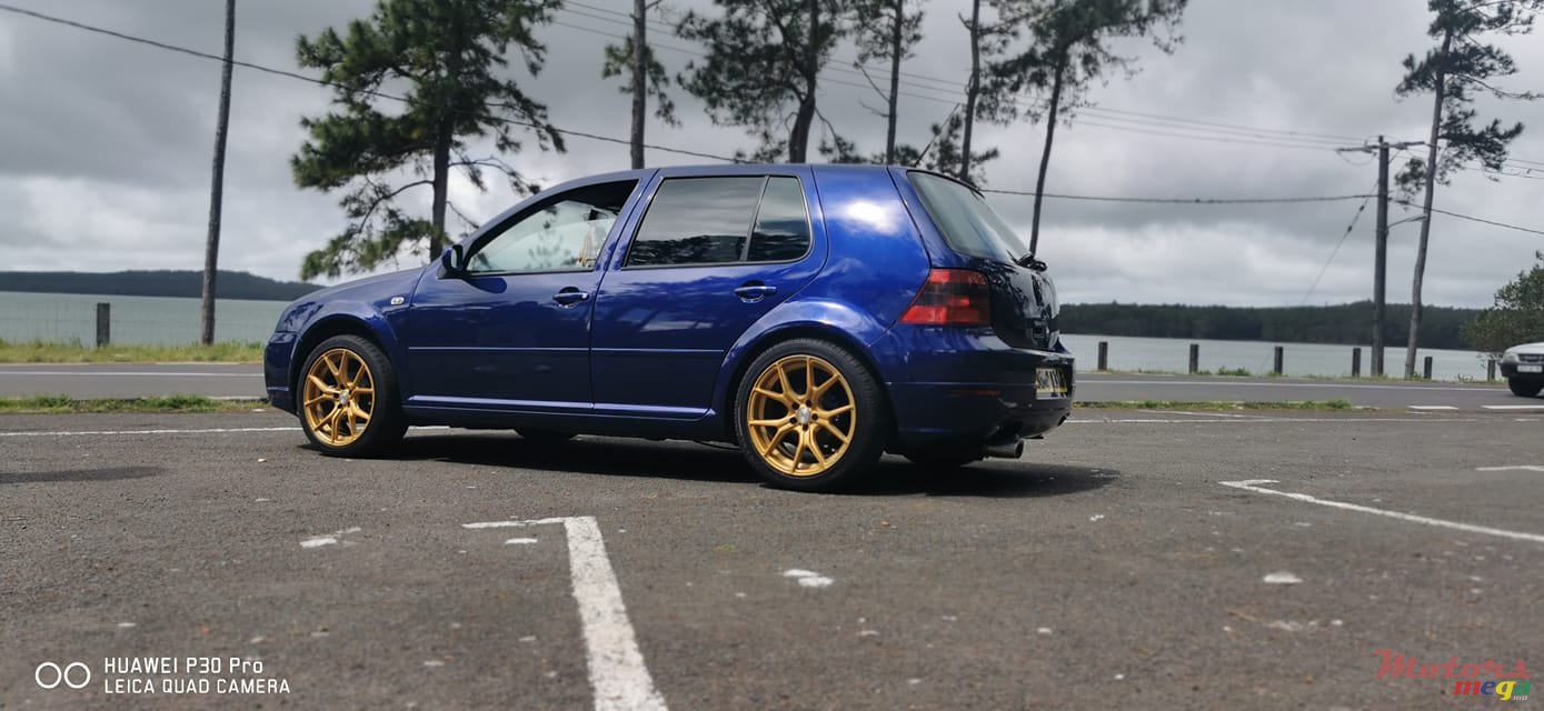 2006' Volkswagen Golf IV Front and rear bumper R32 photo #7