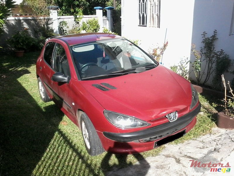 2000' Peugeot 206 XR photo #1