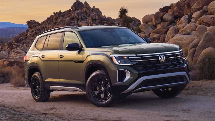 Volkswagen Atlas Peak Edition Has Off-Road Upgrades, Great Paint