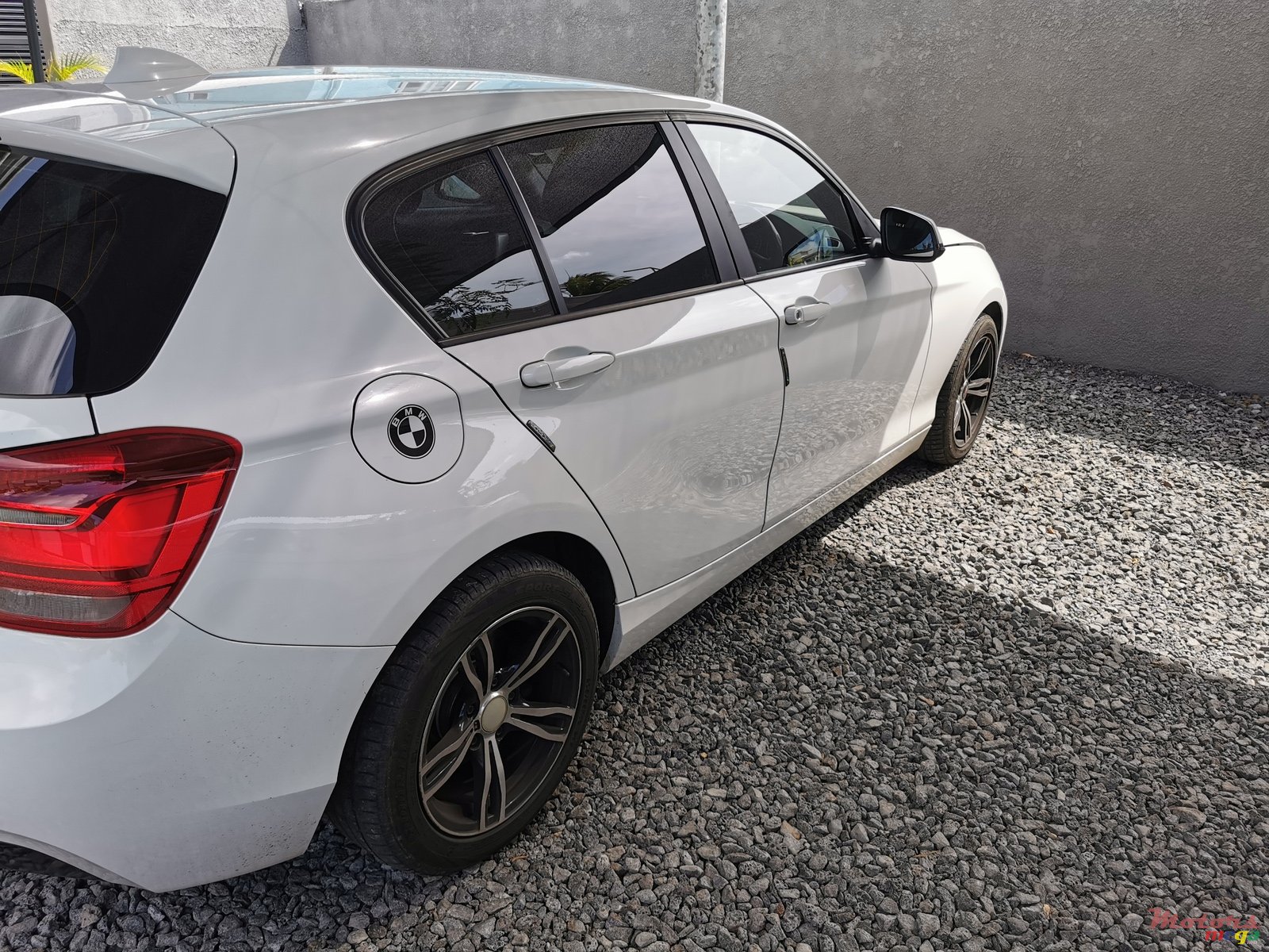 2013' BMW 1 Series 116i photo #4
