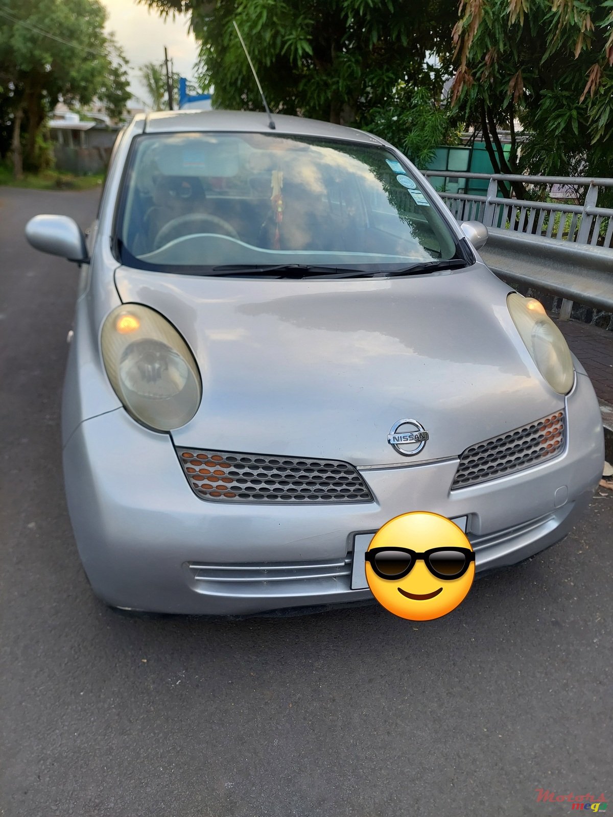 2002' Nissan photo #2