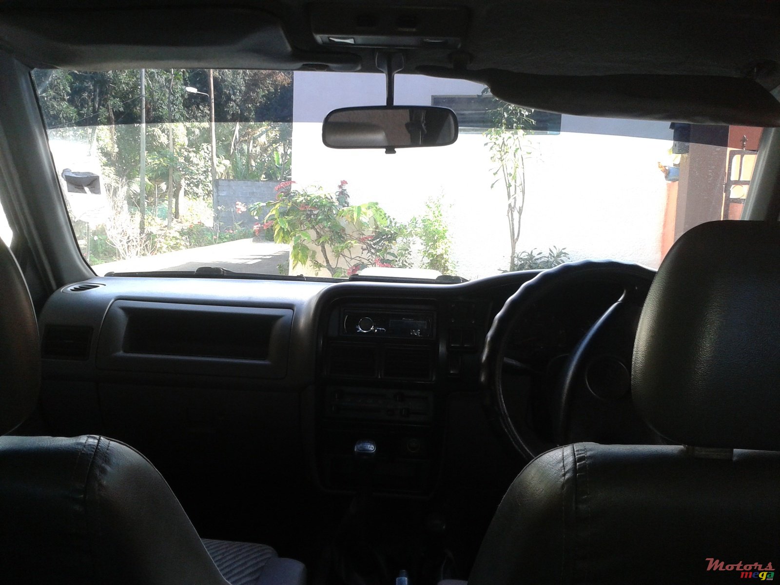 1999' Isuzu photo #6