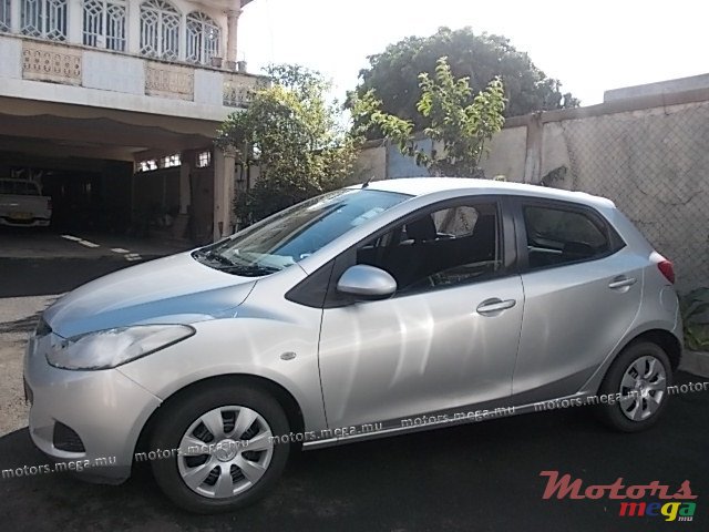 2008' Mazda Demio photo #2