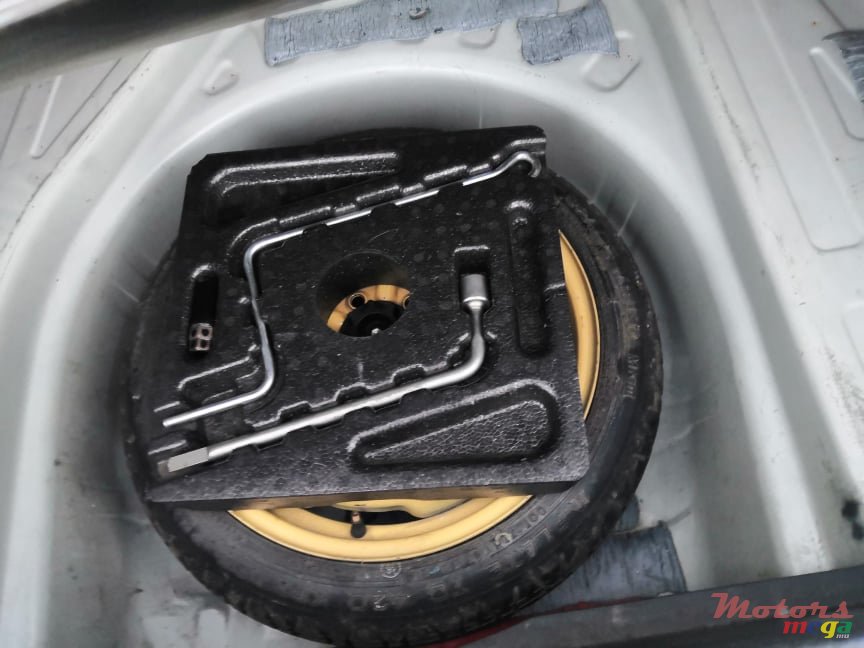 2007' Toyota photo #6