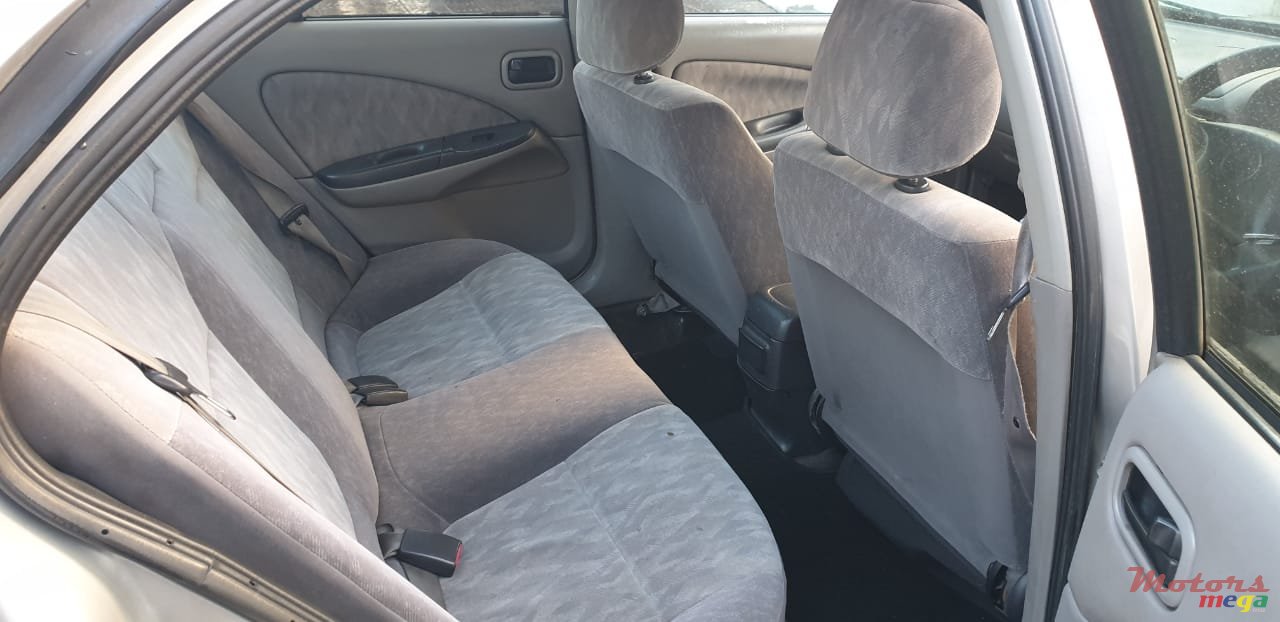 2000' Nissan Sunny n16 photo #6