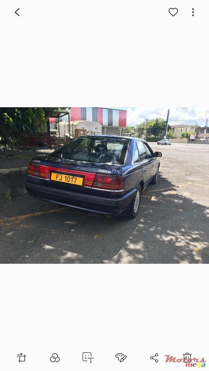 1992' Mazda 626 photo #2