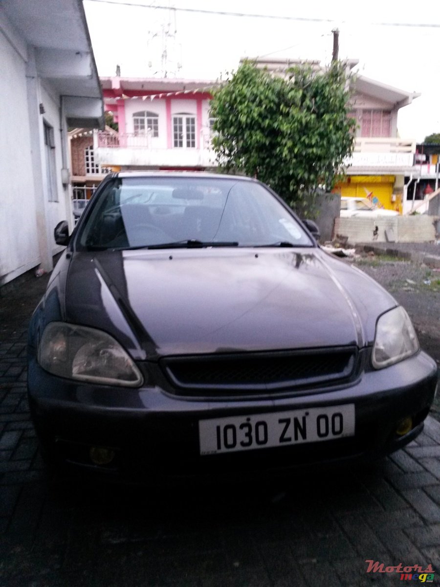 2000' Honda Civic photo #1