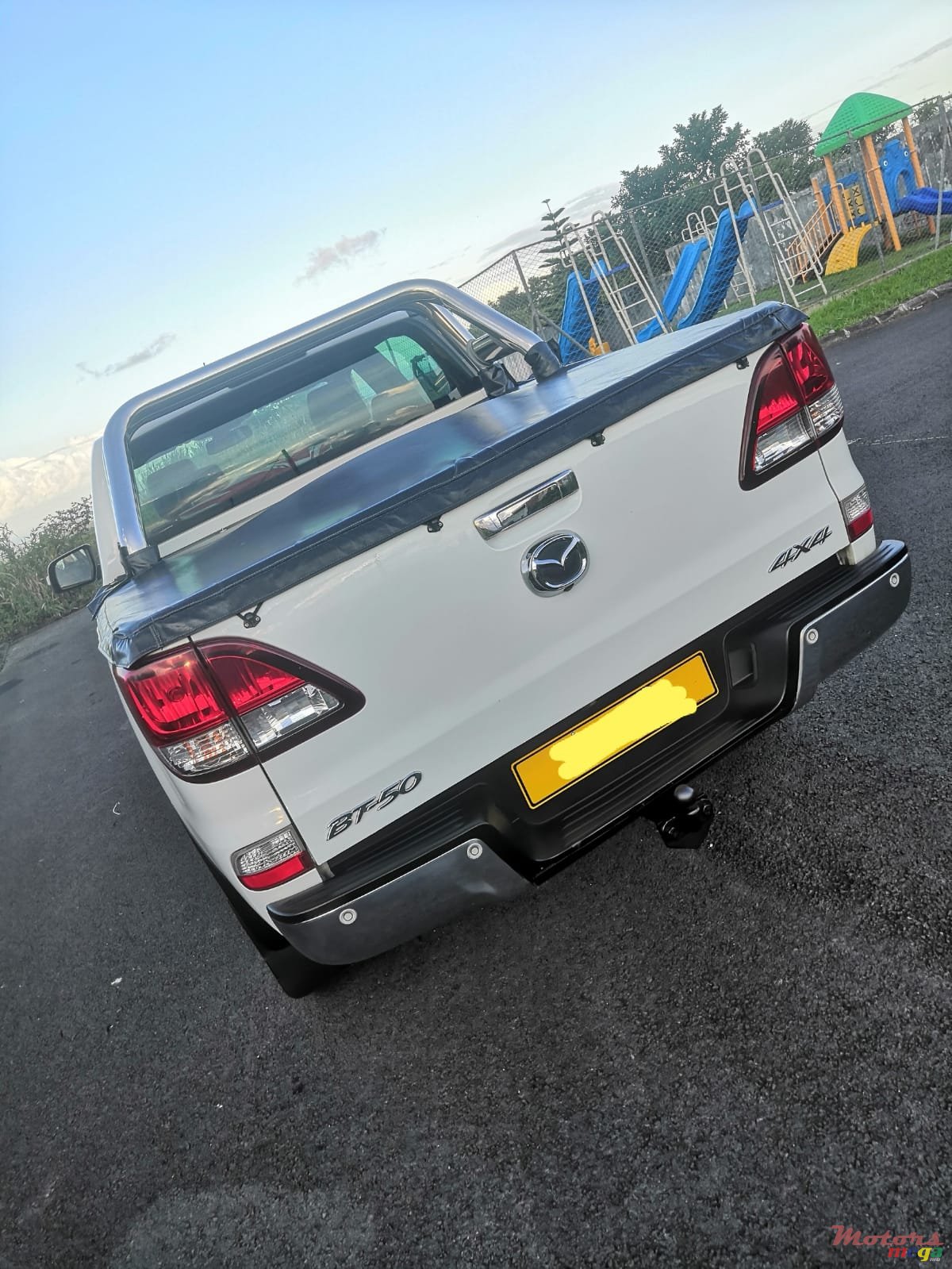 2015' Mazda BT-50 Automatic 4x4 3.2 photo #3