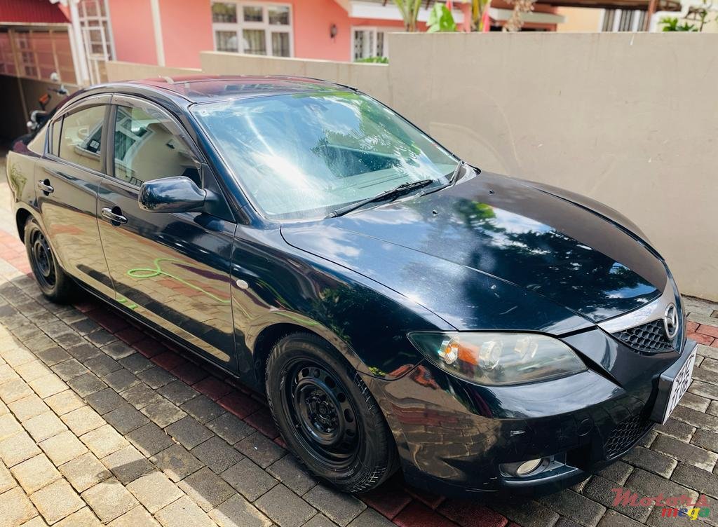 2006' Mazda Axela photo #2