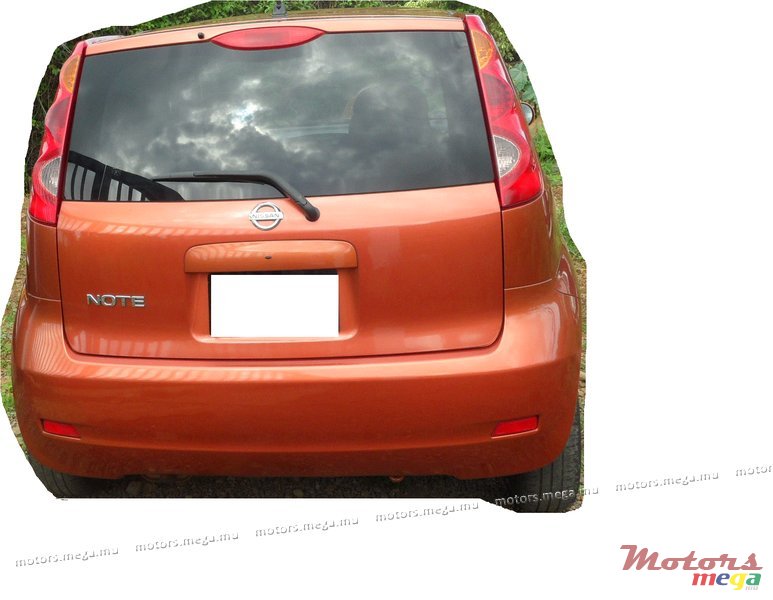 2007' Nissan NOTE photo #2