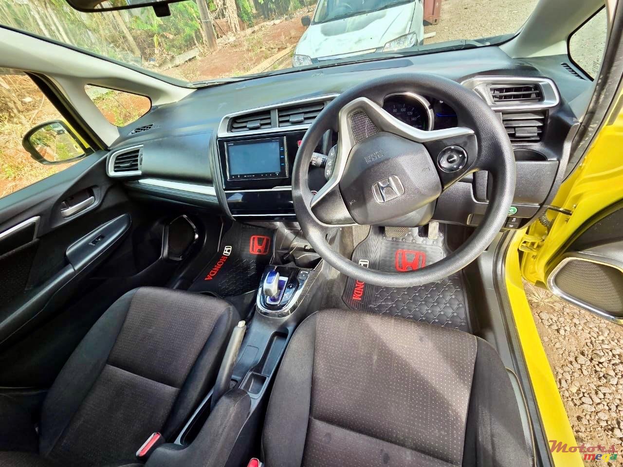 2015' Honda Fit photo #6