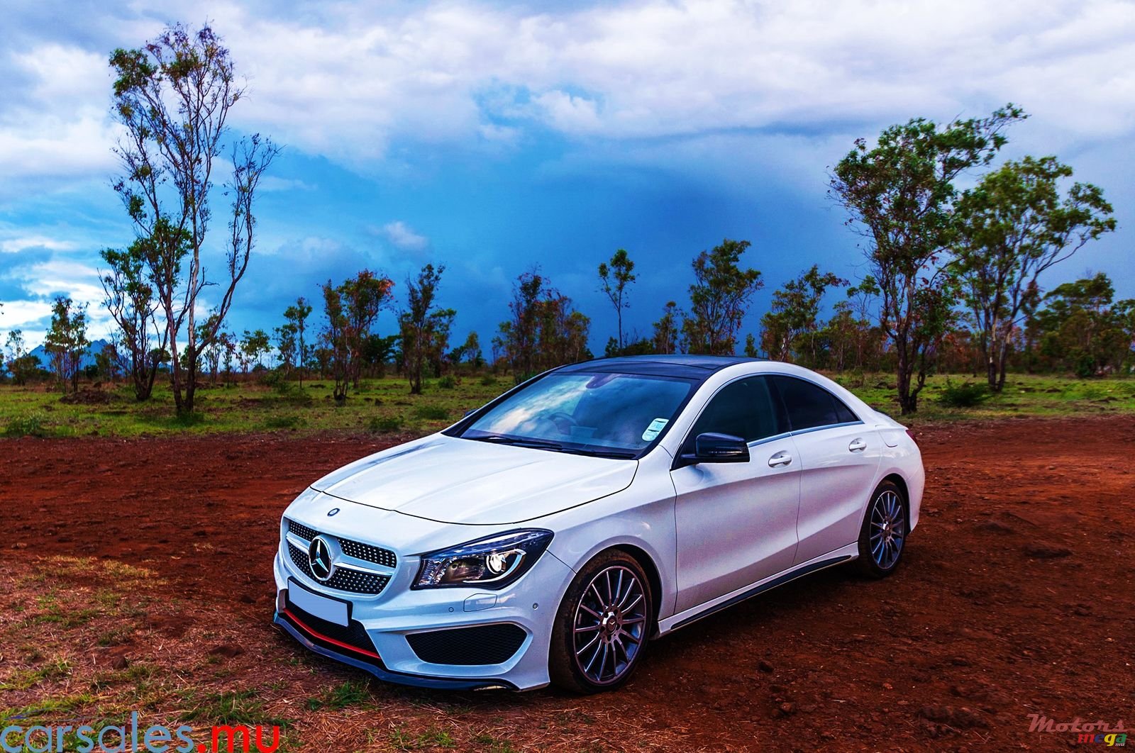 2014' Mercedes-Benz CLA 200 photo #3