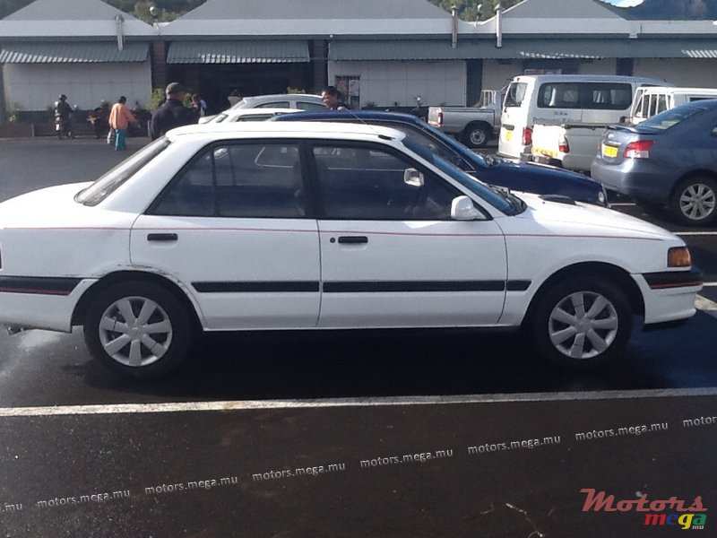 1994' Mazda 323 Full option  photo #1