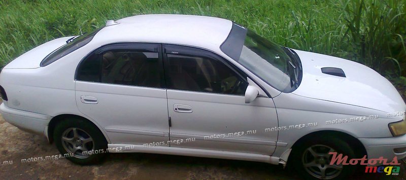 1992' Toyota photo #2