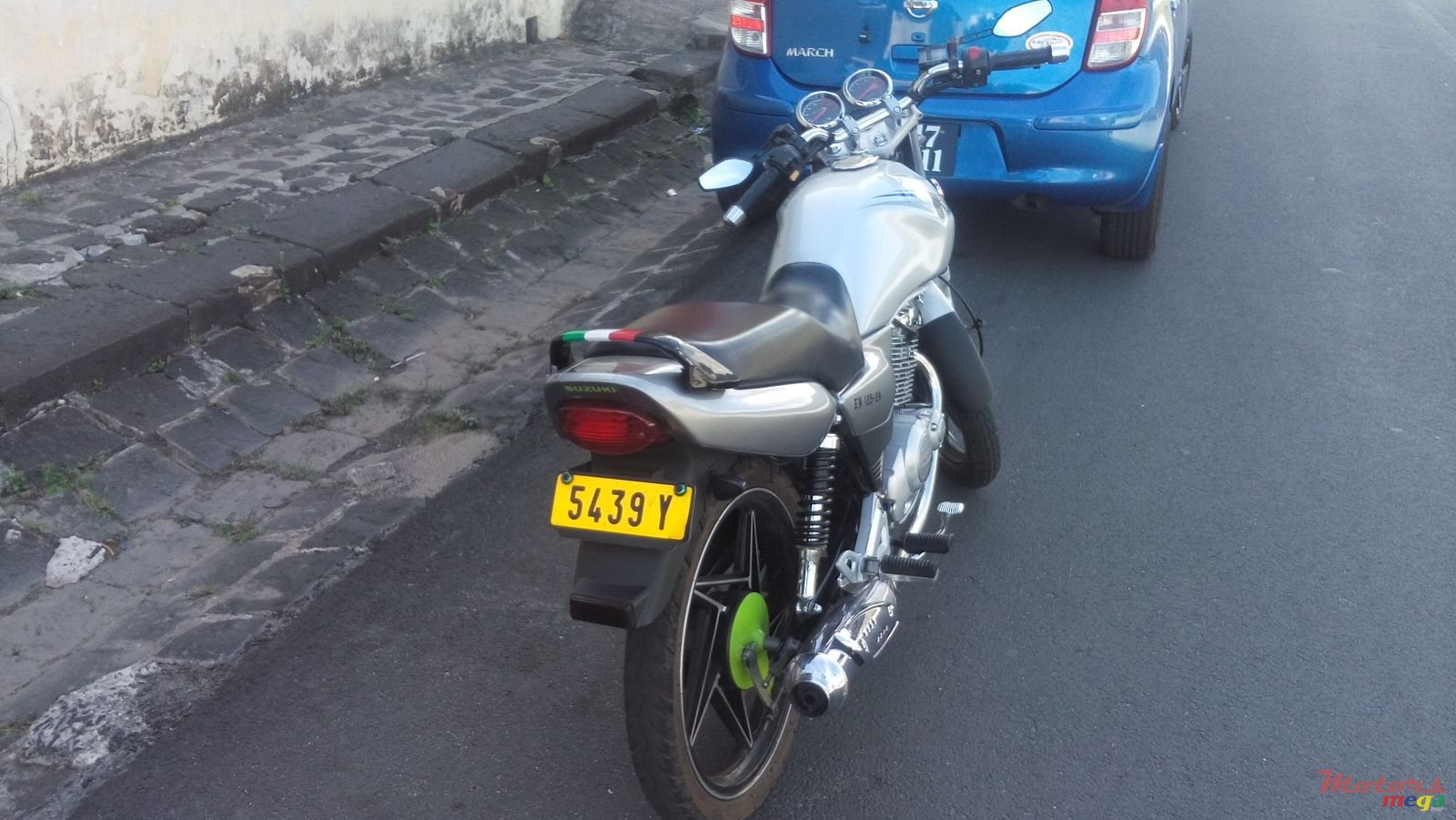 2013' Suzuki photo #2