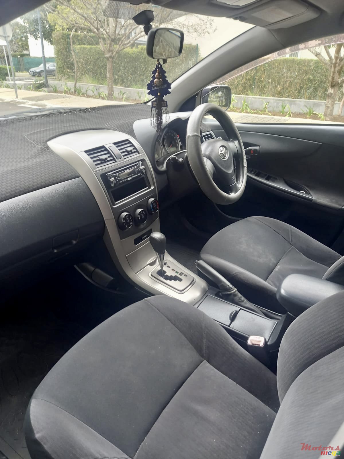 2007' Toyota Axio photo #1