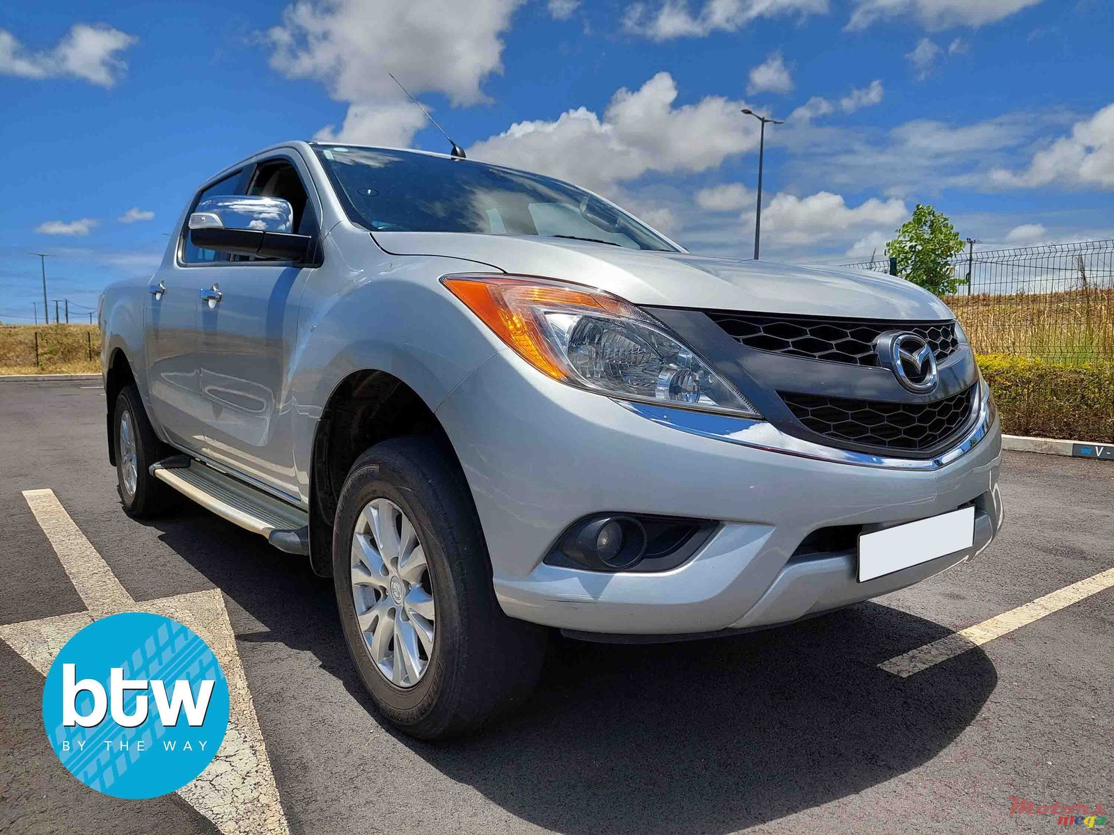 2015' Mazda BT50 photo #1