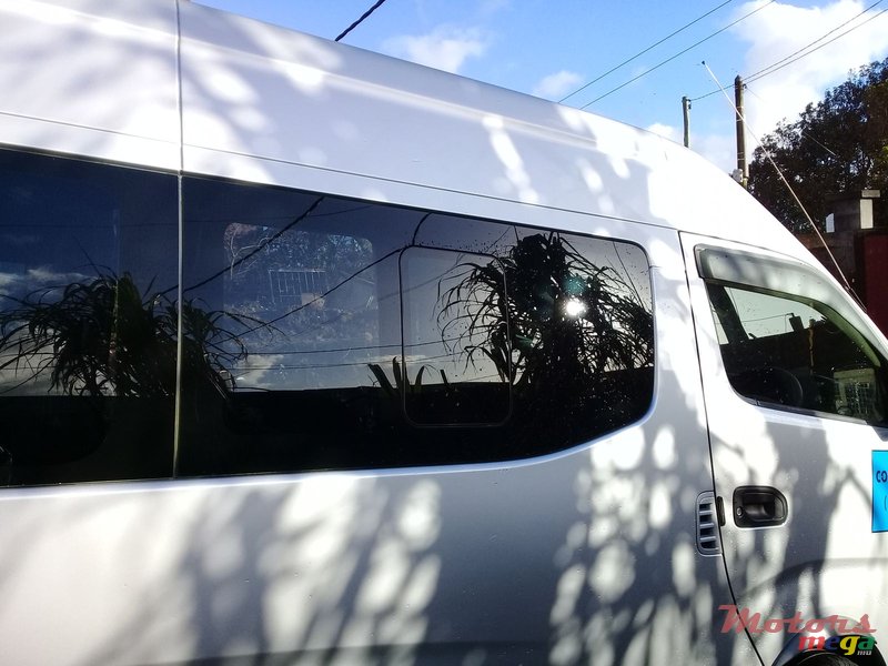 2013' Nissan Minibus 15pls h/roof photo #4