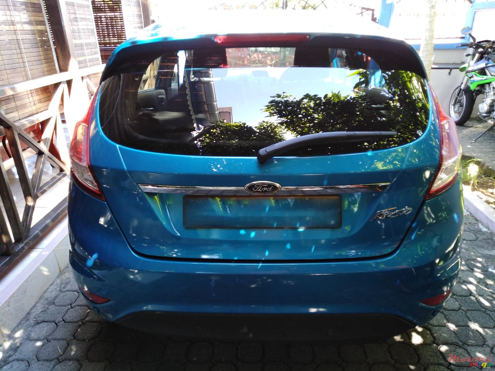 2013' Ford Fiesta Trend photo #3