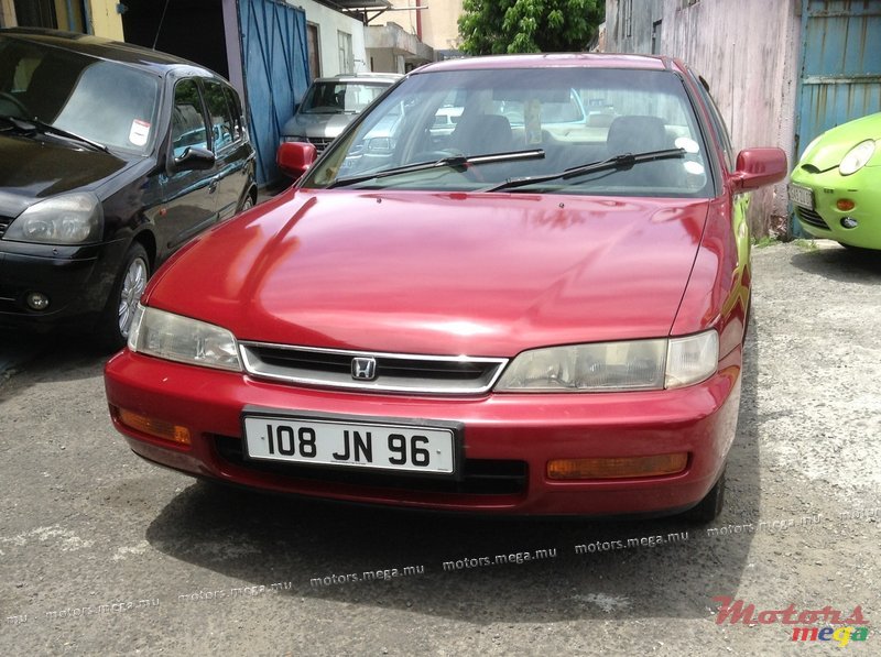 1999' Honda Accord photo #1