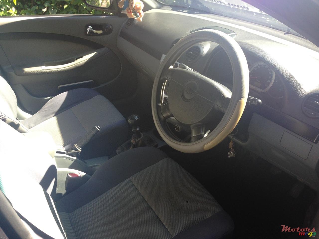 2009' Chevrolet Optra photo #3