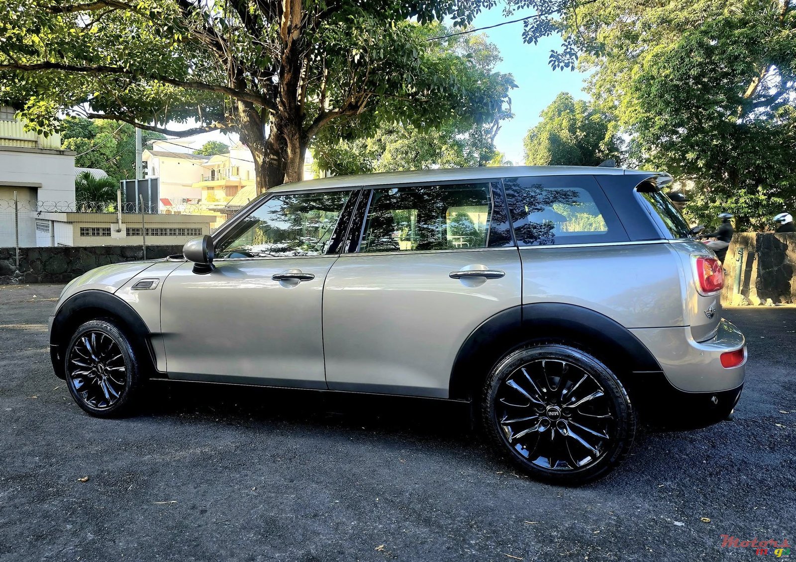 2016' MINI Clubman photo #2