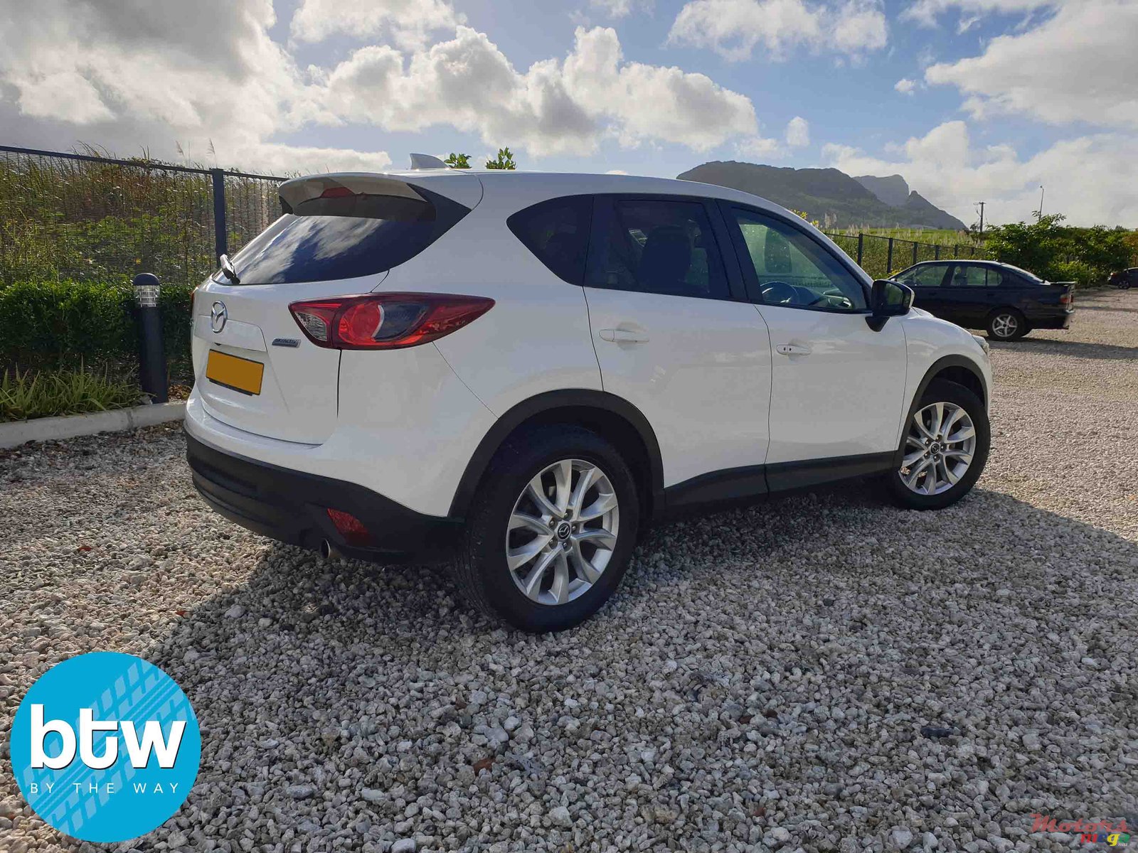 2015' Mazda CX-5 (KS76) photo #2