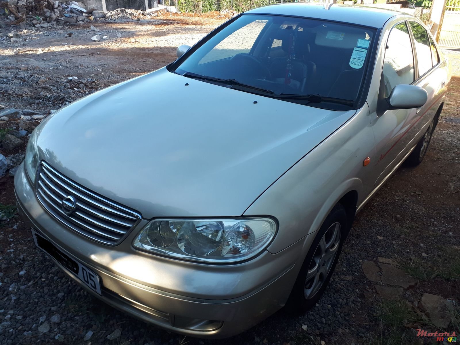 2005' Nissan Sunny photo #4