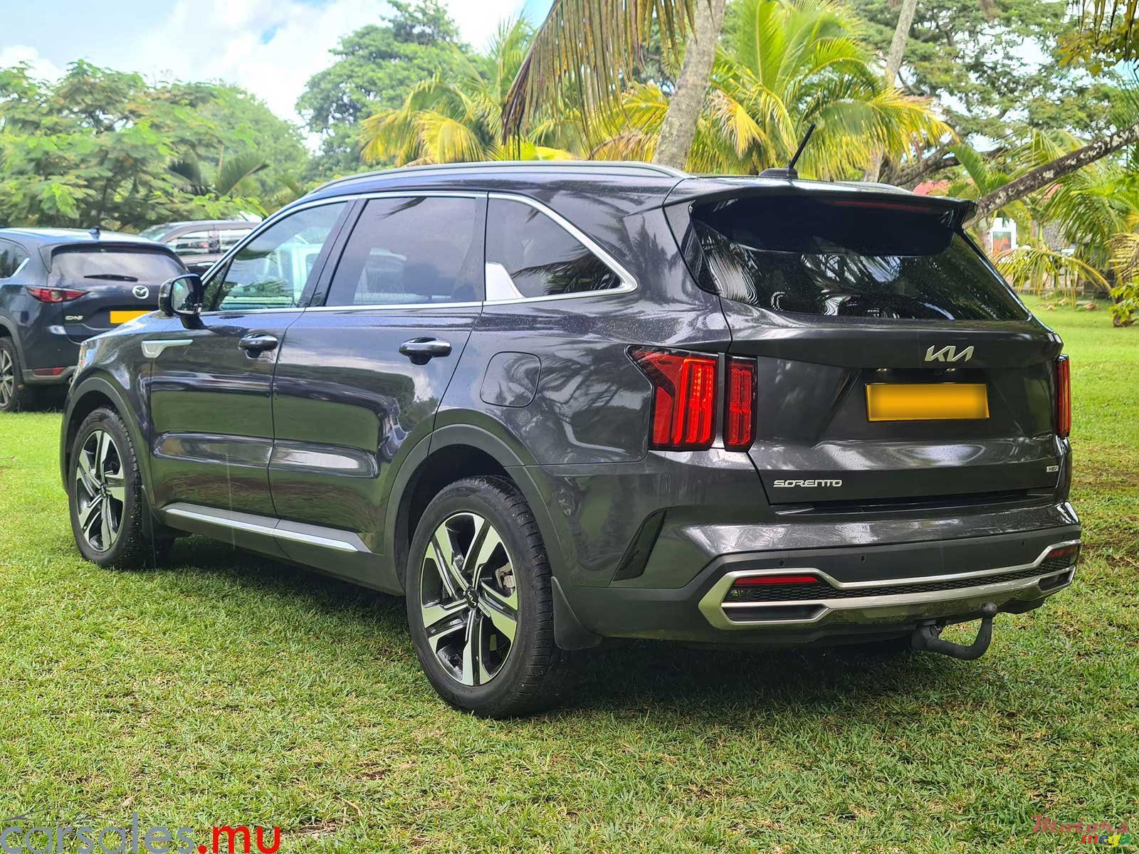 2022' Kia Sorento 1.6 PHEV photo #3