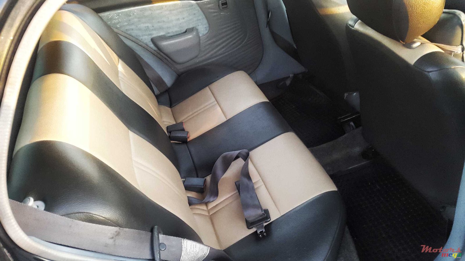 1998' Toyota Starlet photo #7