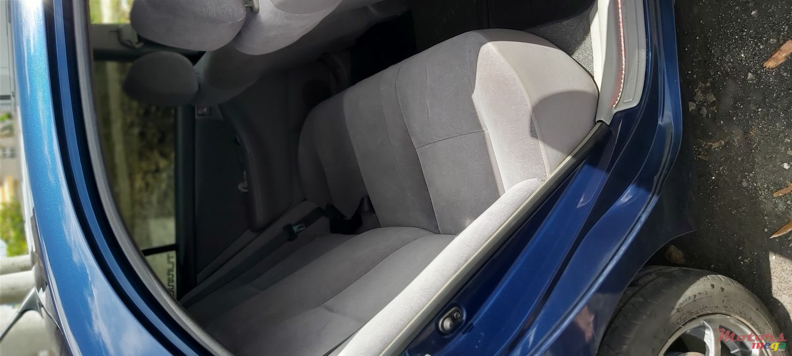 2001' Toyota Corolla photo #3