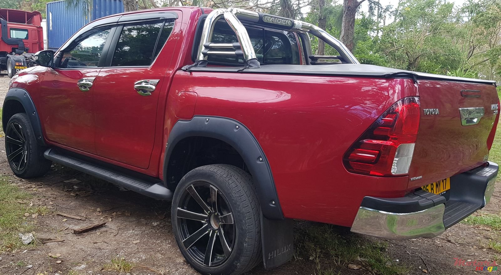 2017' Toyota Hilux 3.0 turbo intercooler photo #2