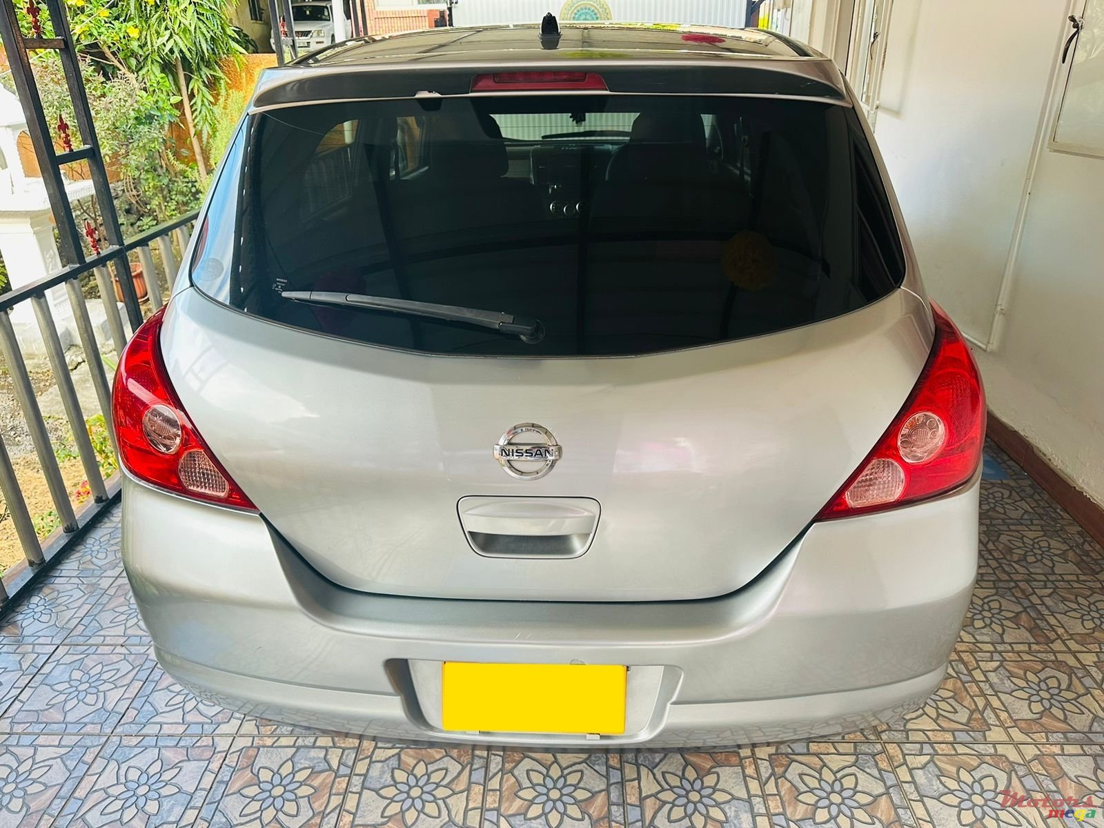 2008' Nissan Tiida photo #2